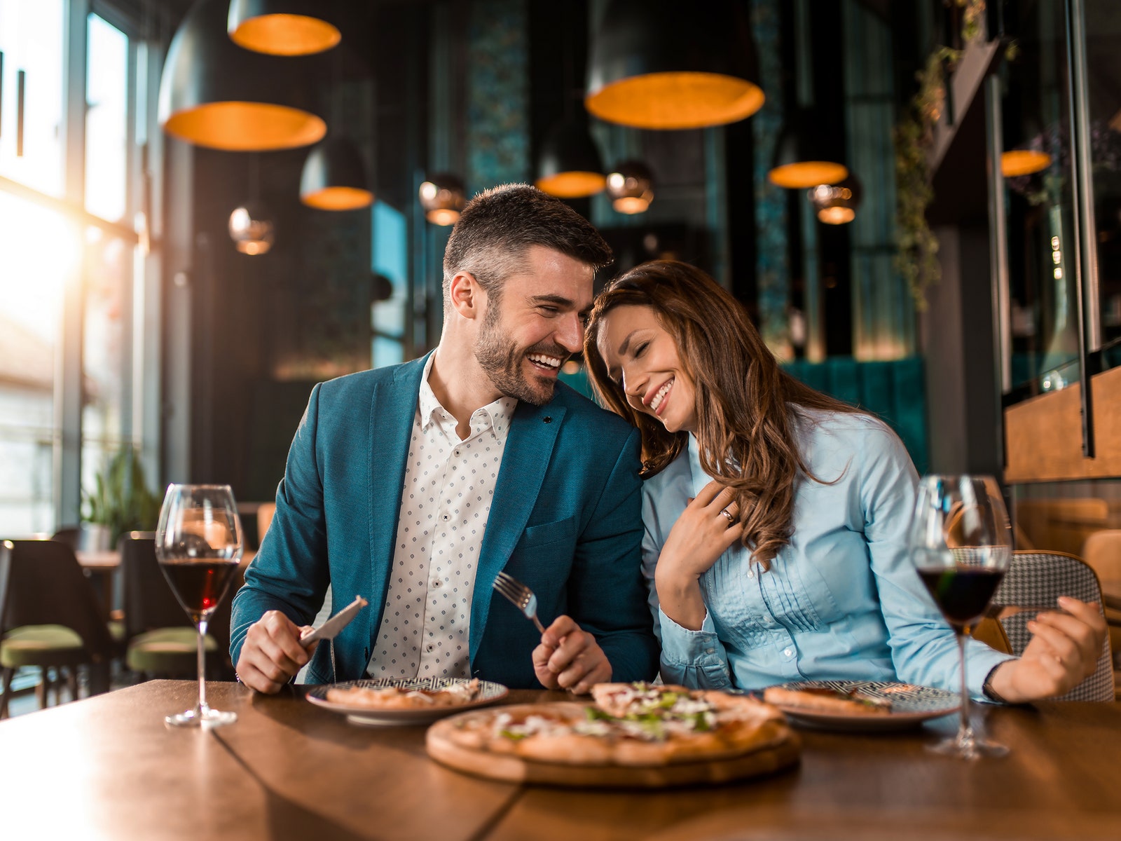 How Long Each Couple at a Fancy Dinner Will Stay Together